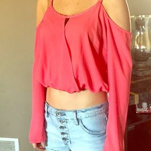 Cold shoulder medium crop top